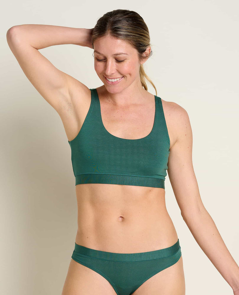 Lululemon Free To Be Wild Strappy Sports Bra White (12) : :  Clothing, Shoes & Accessories