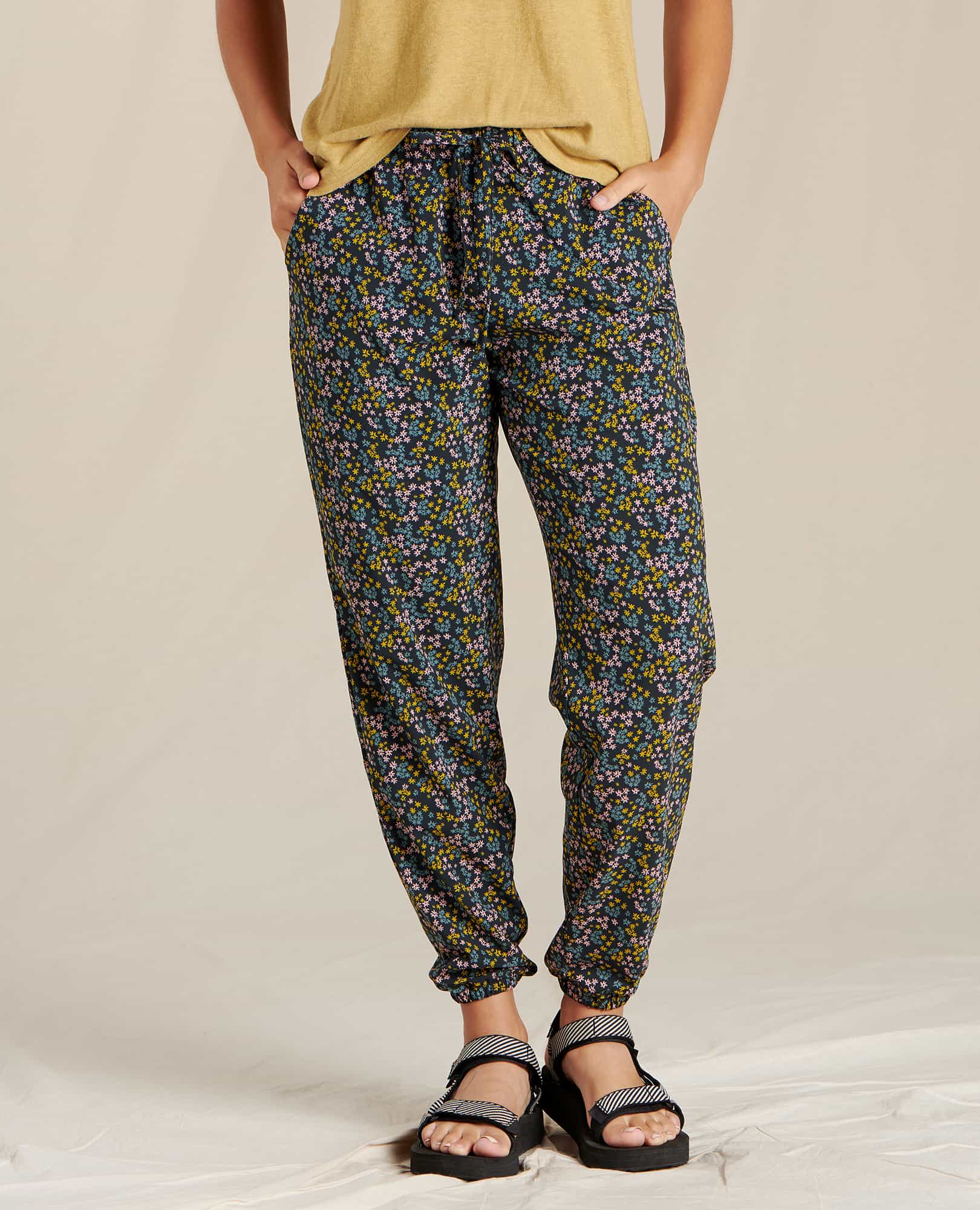 Women's Sunkissed Jogger | Recycled Blend Pants by Toad&Co