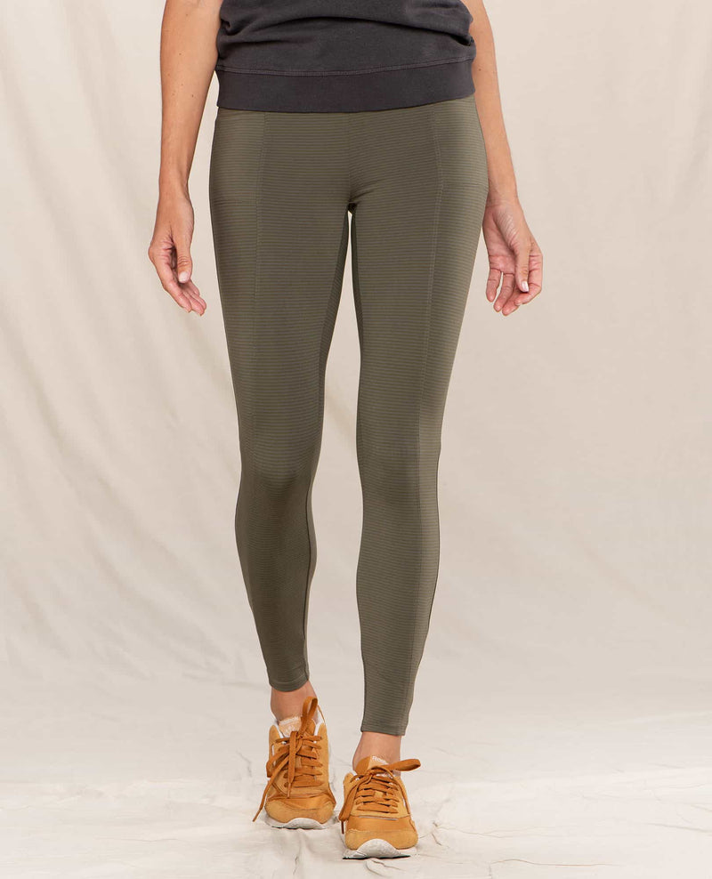 Nike Women's One Dri-FIT Full Length Leggings (Medium, Canyon Rust